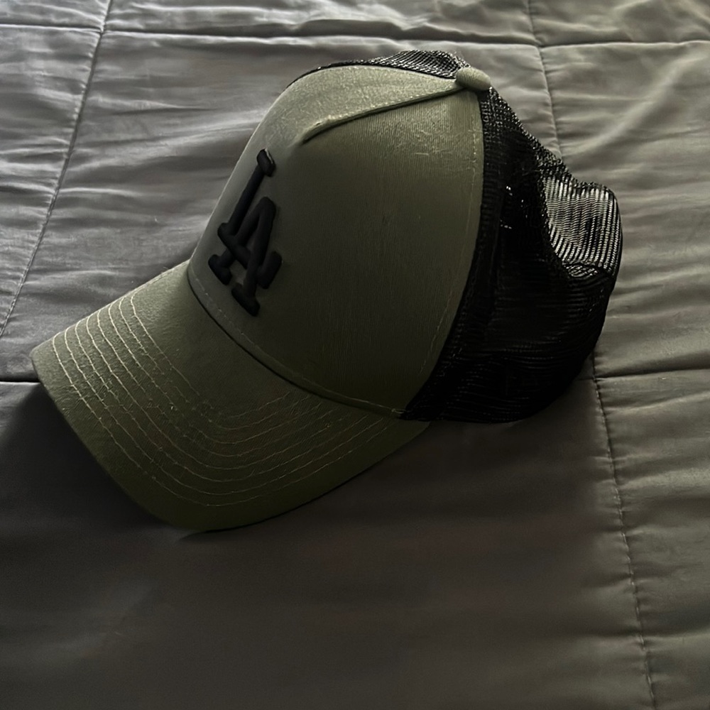 LA Dodgers trucker hat